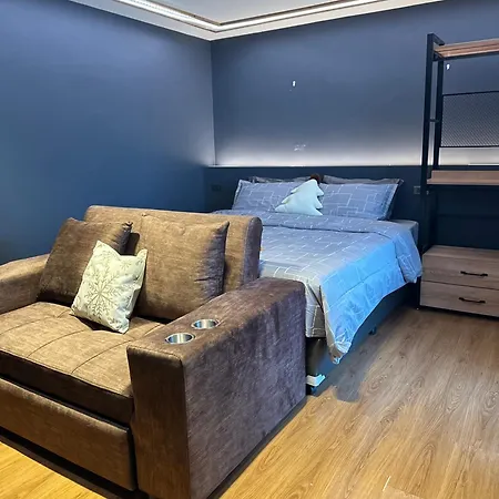 Li - Room For 2-3, Naradhiwas 4